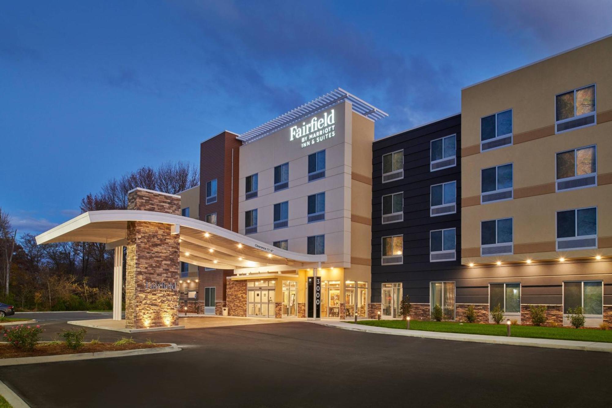 Fairfield Inn & Suites By Marriott Louisville Jeffersonville Exterior photo